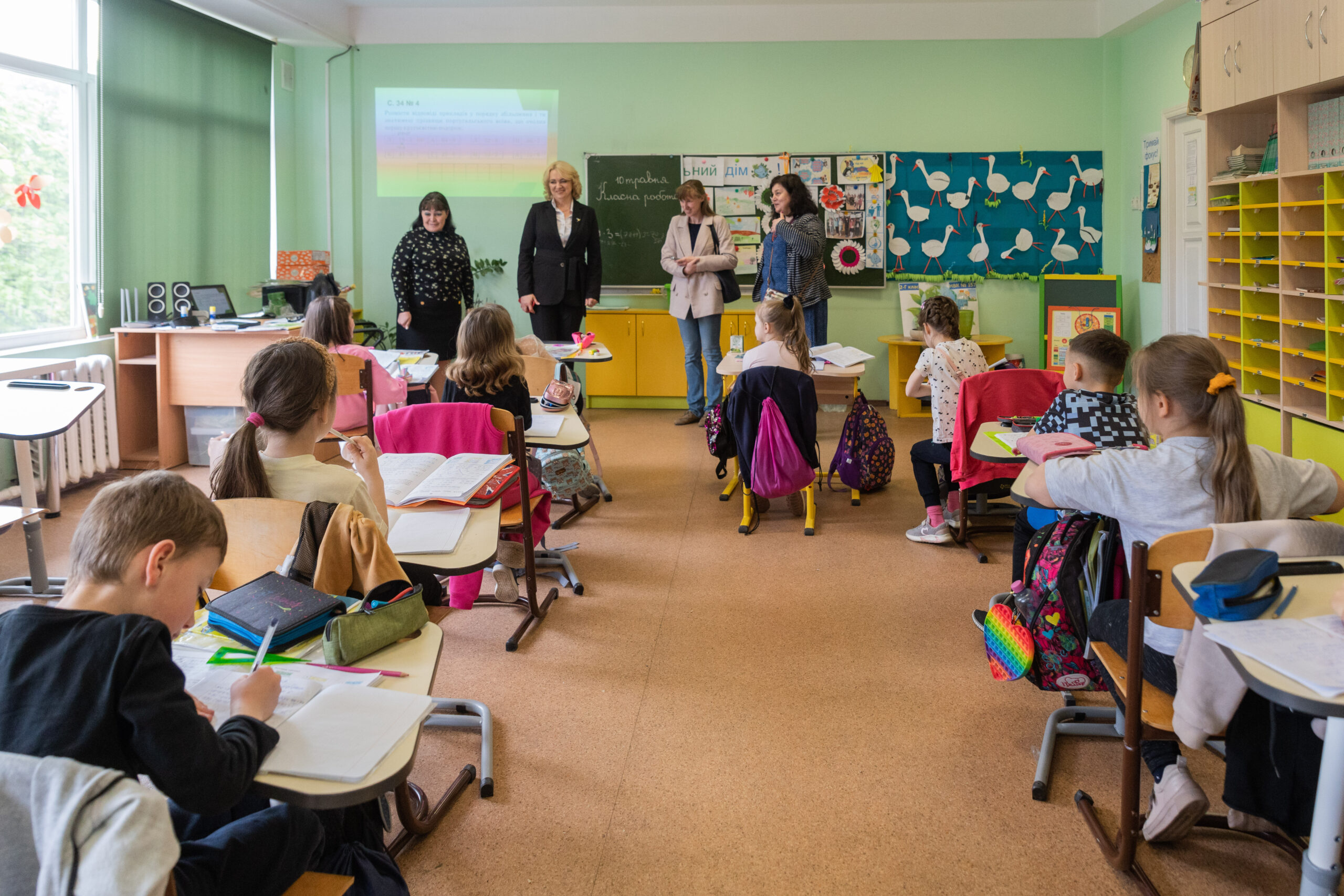 Як підтримати дитину, якщо ви стурбовані її вагою: поради ЮНІСЕФ